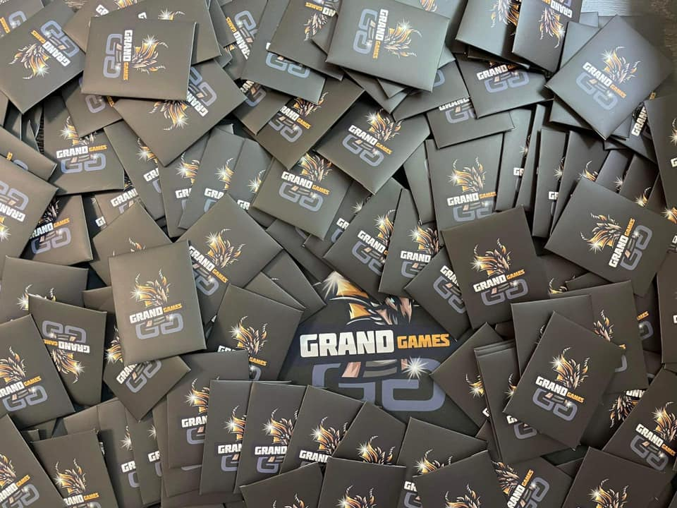 Elkészültek a GRAND-zsákbamacskák